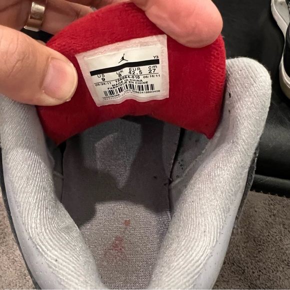 AIR JORDAN 3 Black Cement - Picture 7 of 7